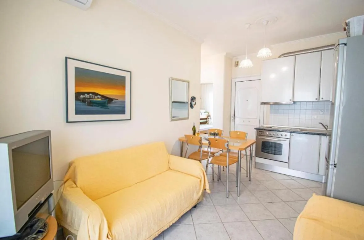 Isthmus Luxury Apartment Nea Poteidaia Grækenland